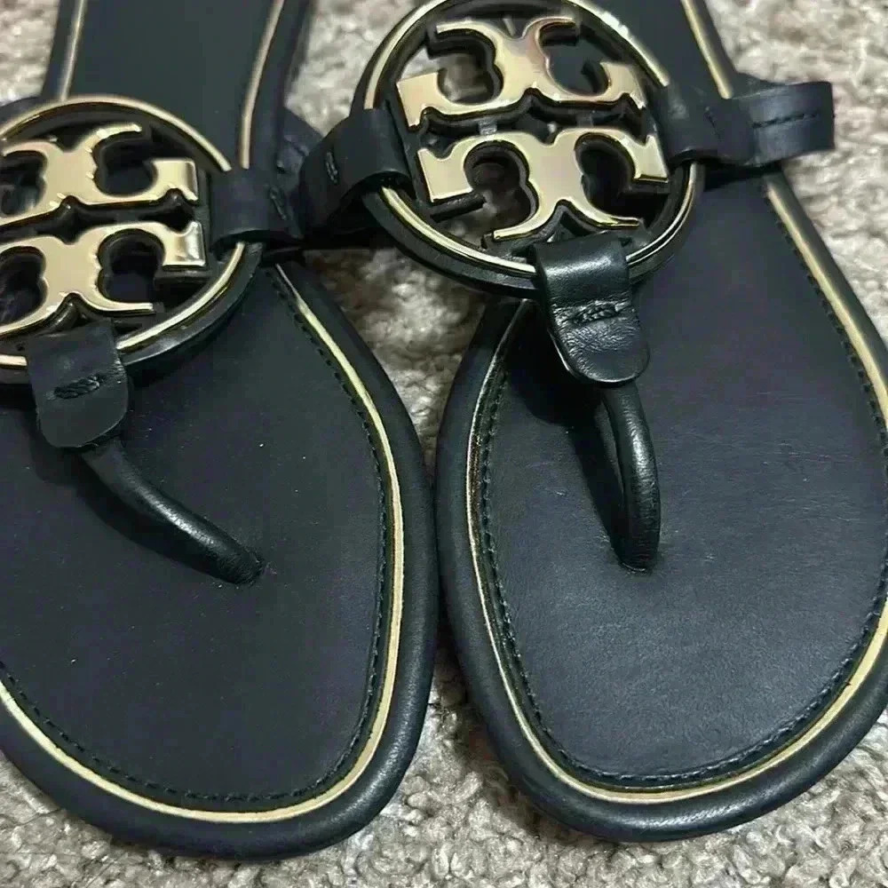 Tory Burch - Picture 4 of 4